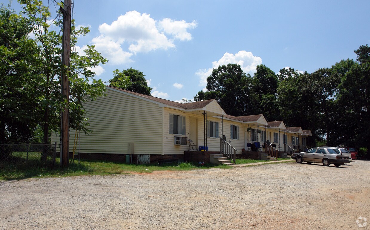 Foto principal - 506 E Fairfield Rd