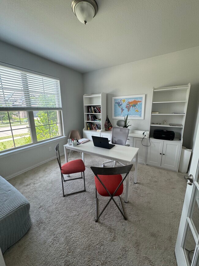 Building Photo - 4100 Smokey Hill Ct