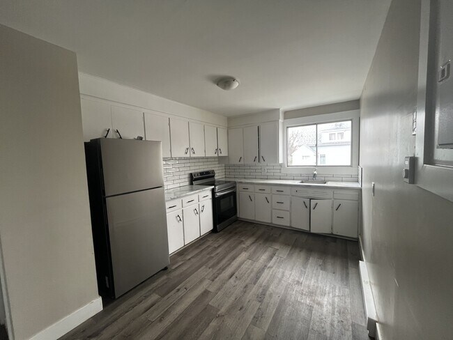 Photo du bâtiment - 46 Terris Ave