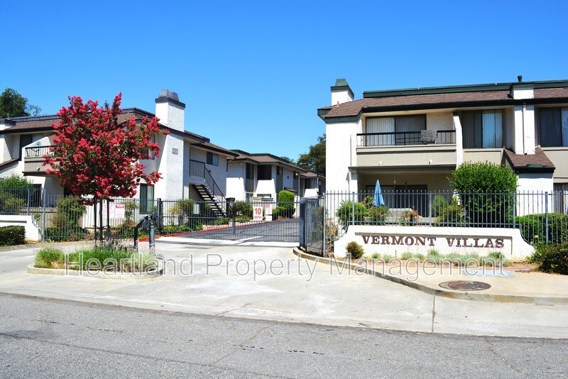 Primary Photo - 450 W Vermont Ave