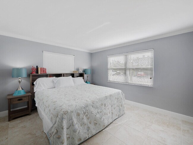 Foto del edificio - 1236-1258 Beach Rd