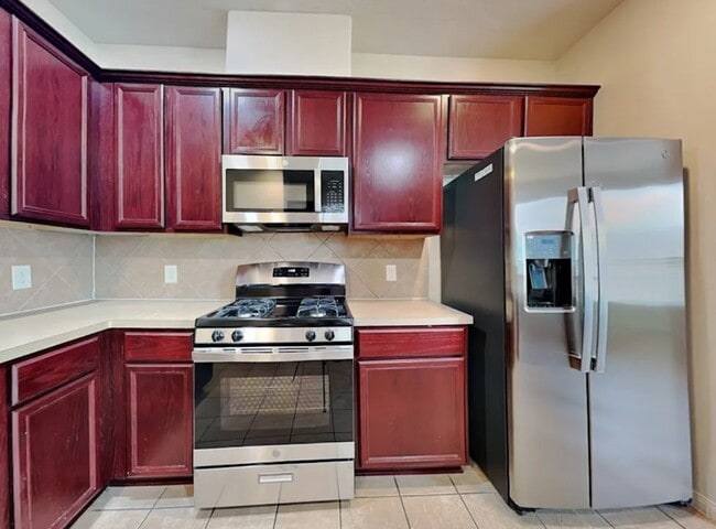 Building Photo - 1023 Doubletree Glen Dr