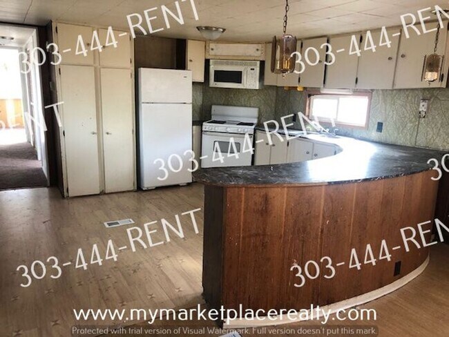 Building Photo - Cozy home located in Dacono!