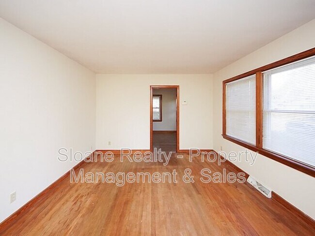 Foto del edificio - 825 Dills Bluff Rd
