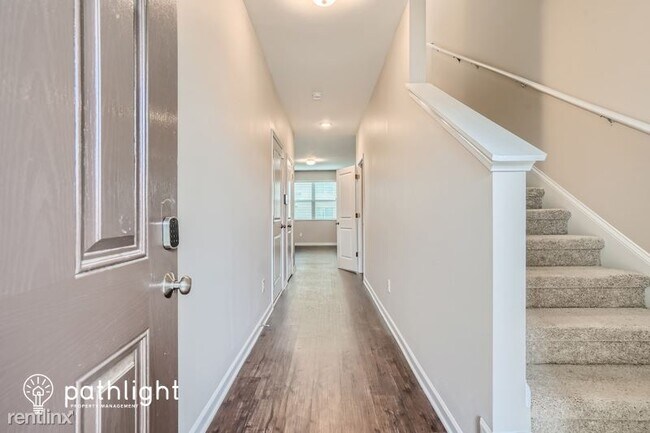 Foto del edificio - 3 br, 2 bath House - 628 Moorings Avenue UNIT