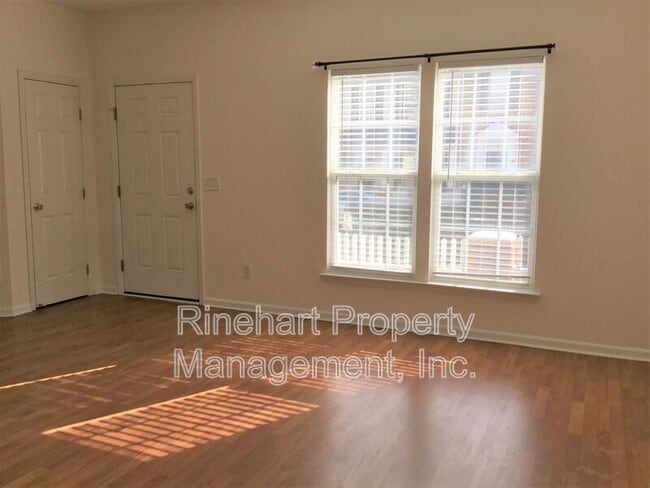 Building Photo - 737 Atherton Way