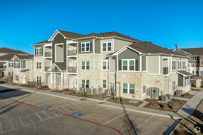 Building Photo - Denton Grove