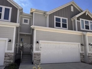 Building Photo - 3716 SW Maryville Pl