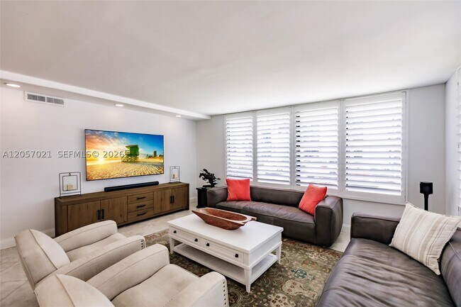 Foto del edificio - 1586 S Ocean Dr