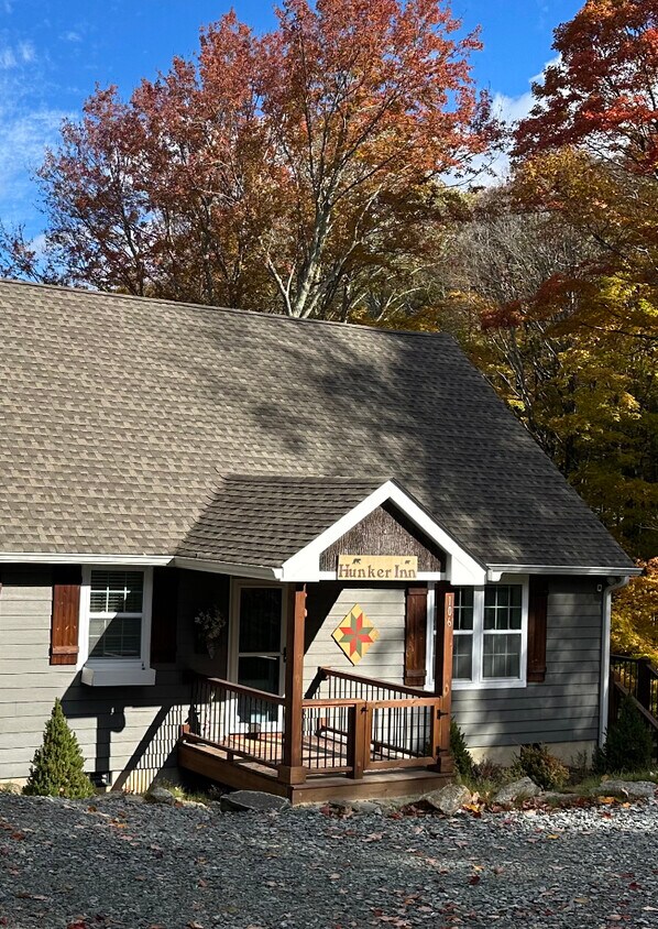 106 Blackberry Trl, Beech Mountain, NC 28604 House Rental in Beech