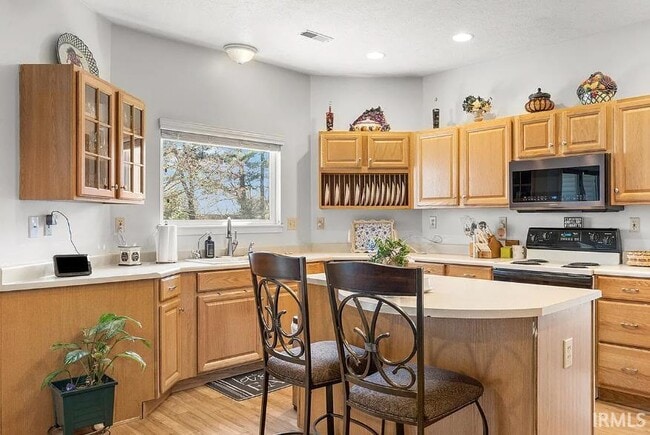 Building Photo - 2029 Longspur Dr