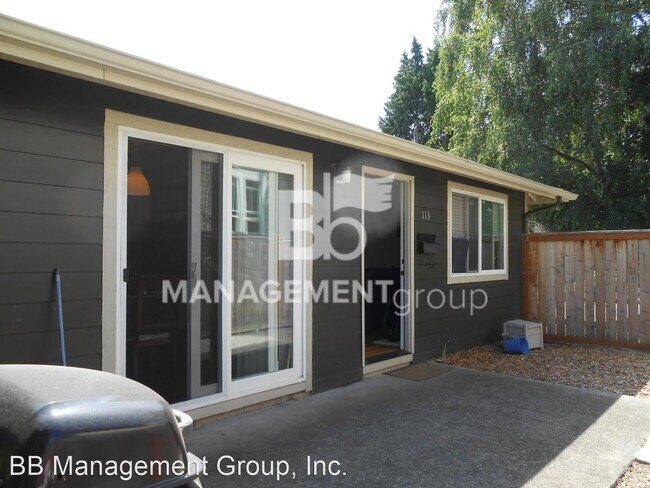 Building Photo - 2 br, 1 bath House - 113 NE Beech Street