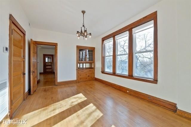 Building Photo - 2501 N Artesian Ave