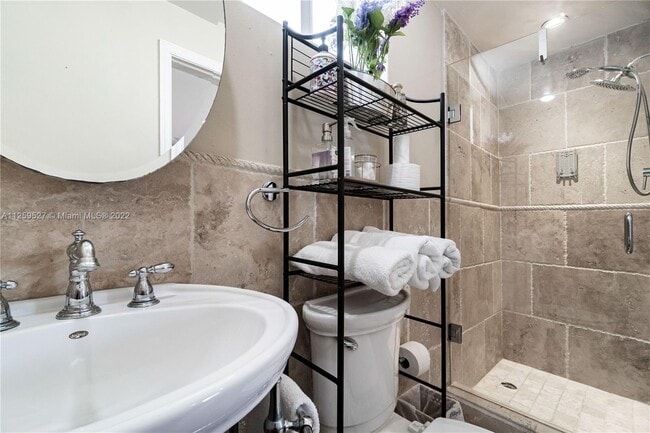 2022 SEP SO FLO Real Estate Group 1156 Hollywood Blvd # 1156 HOLLYWOOD, FL 33019-1502 - 1156 Hollywood Blvd