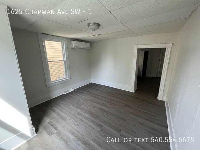 Photo - 1625 Chapman Ave SW Apartment