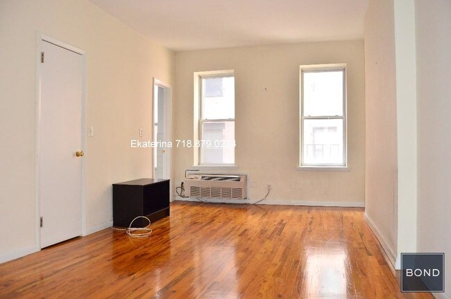 Foto del edificio - 821 2nd Ave