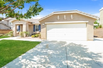 Building Photo - 4551 Jade Ct