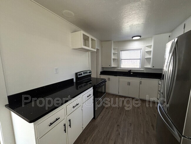 Foto del edificio - 20028 Loop St