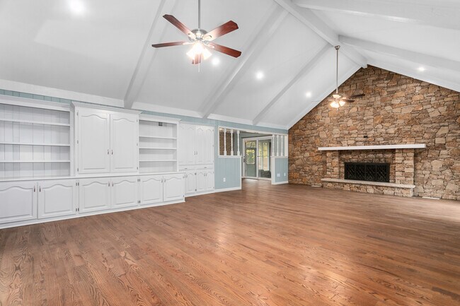 Foto del edificio - 4612 NW Bramble Trail