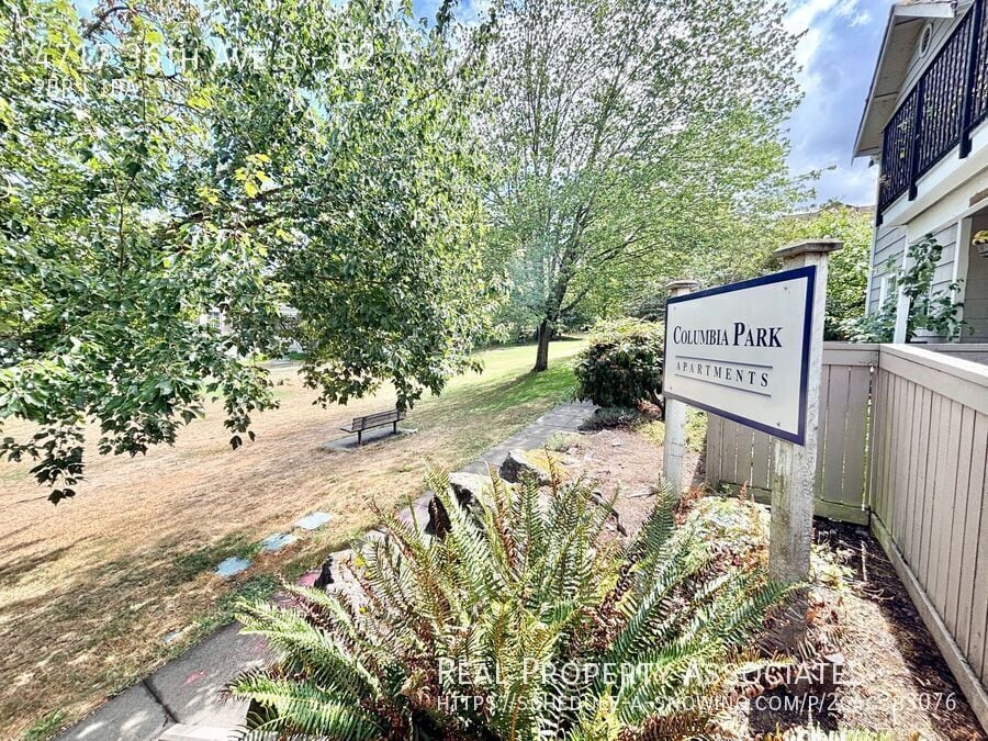 Foto principal - 4717 36th Ave S