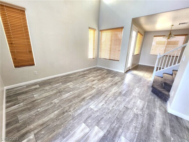 Foto del edificio - 6057 Clear Sail Ct