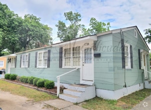 Building Photo - 1216 Holden Dr