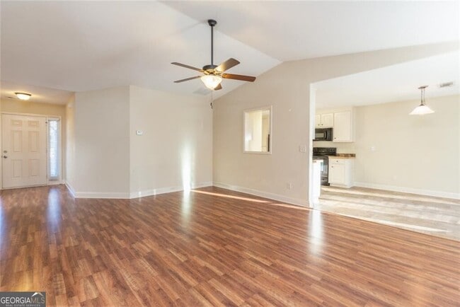 Building Photo - 947 Haymon Dr