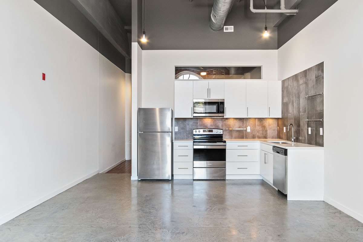 Primary Photo - 1108 E 30th St