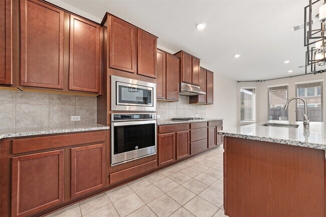 Foto del edificio - 1984 Highland Meadows Dr