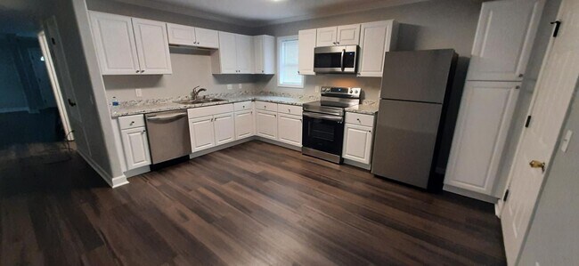 Foto del edificio - 40216 Hendrix Ln