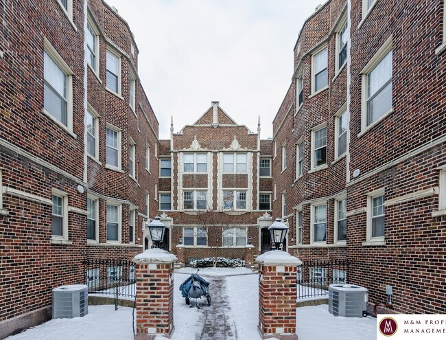 Foto del edificio - 1000 - 1010 North Blvd