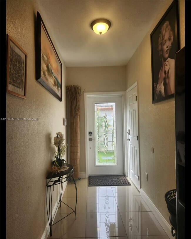Foto del edificio - 1935 NW 96th St