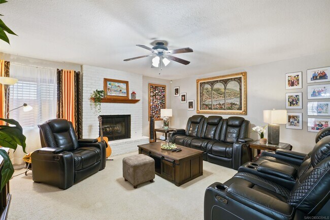 Foto del edificio - 1286 Waxwing Ln