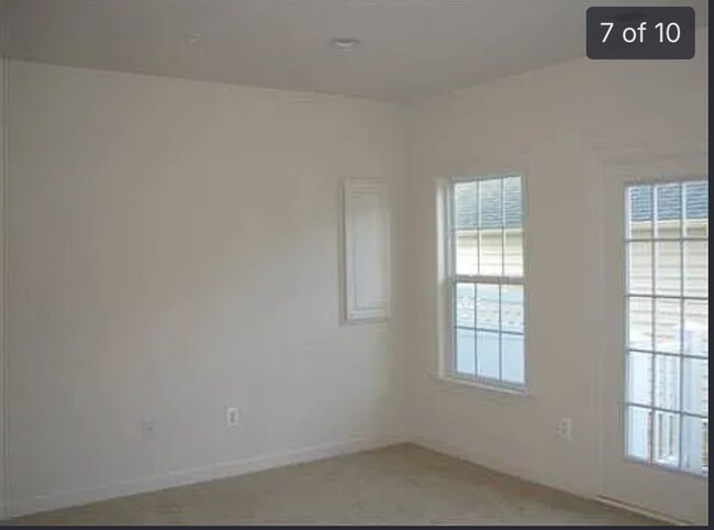 Foto del edificio - 4066 Finsbury Ln