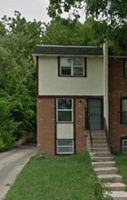 Building Photo - 2812 E 10th St Building Photo - 2812 E 10th St