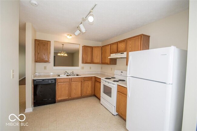 Foto del edificio - 5834 Long Ridge Pl