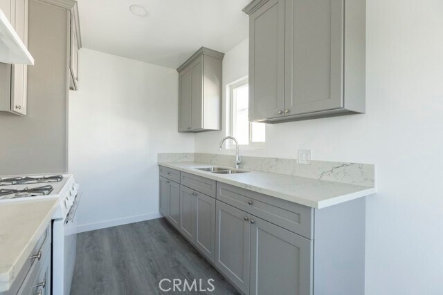 Building Photo - 12415 Dunrobin Ave