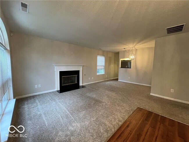 Foto del edificio - 1631 River Shore Pkwy