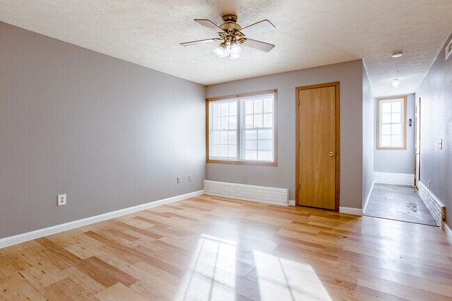 Foto del edificio - Salt Creek Townhomes