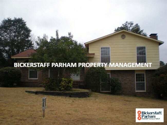 Foto del edificio - Charming Brick Home Located off of Moon Road, Because Location Really is Everything!! New Carpet,...