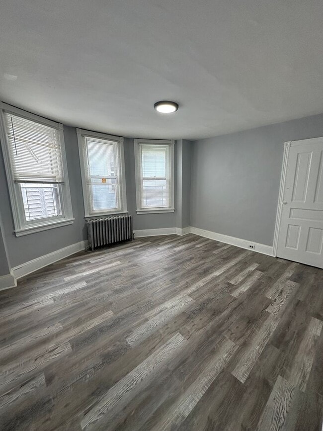 Building Photo - 117 N Front St Building Photo - 117 N Front St