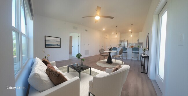 Main Living Area - 1540 Lebanon Pike
