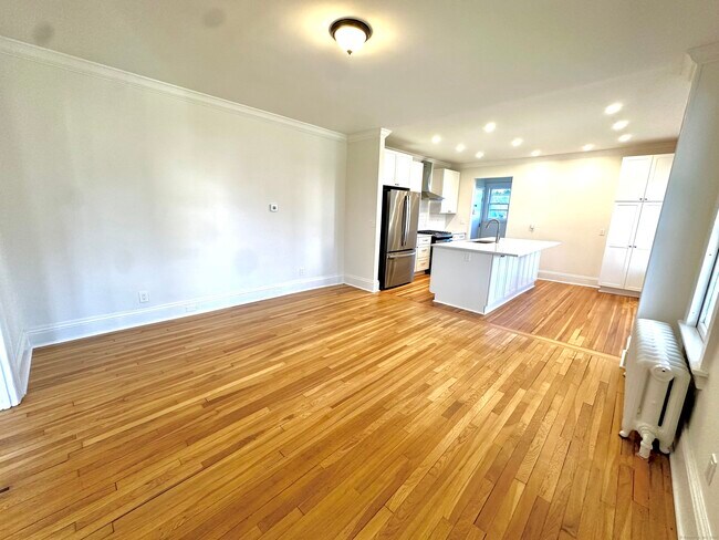 Foto del edificio - 370 Stratfield Rd