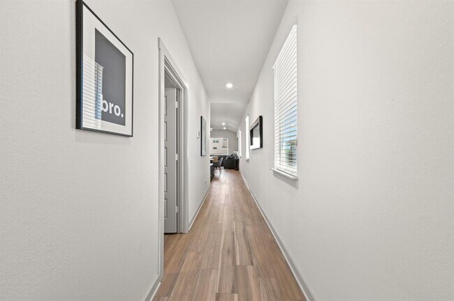 Foto del edificio - 526 Millbrook Blvd