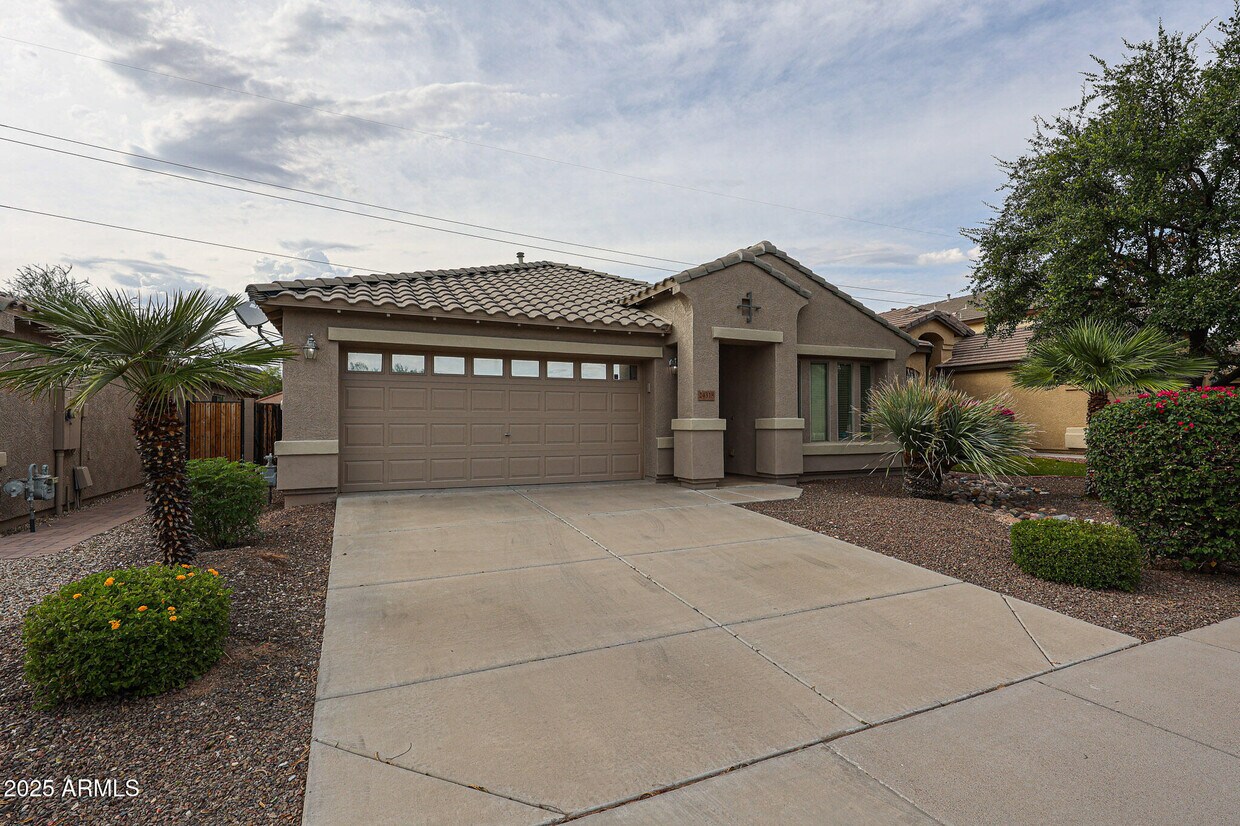 Foto principal - 24318 N 27th Pl