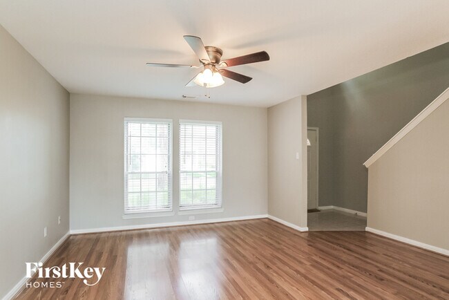 Foto del edificio - 14827 Willow Hearth Dr