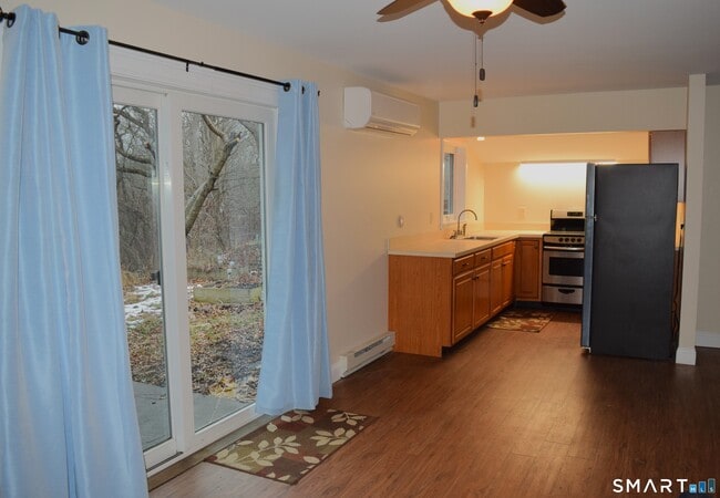 Foto del edificio - 47 Quassuk Rd