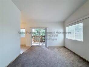 Building Photo - 10020 SW 125th Ave