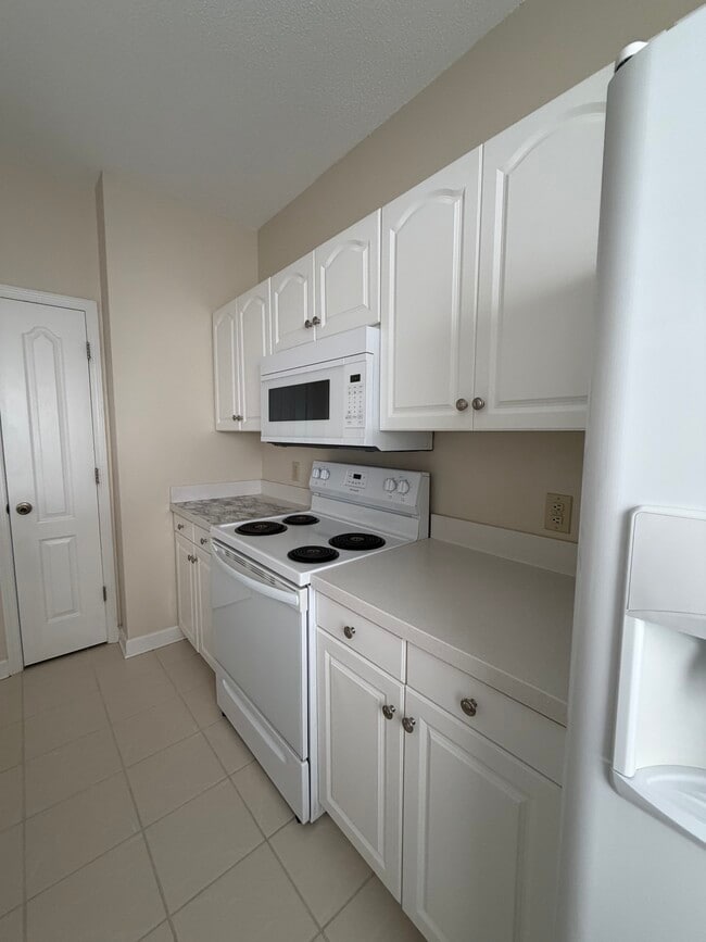 Photo - 200 Willow Green Dr Townhome