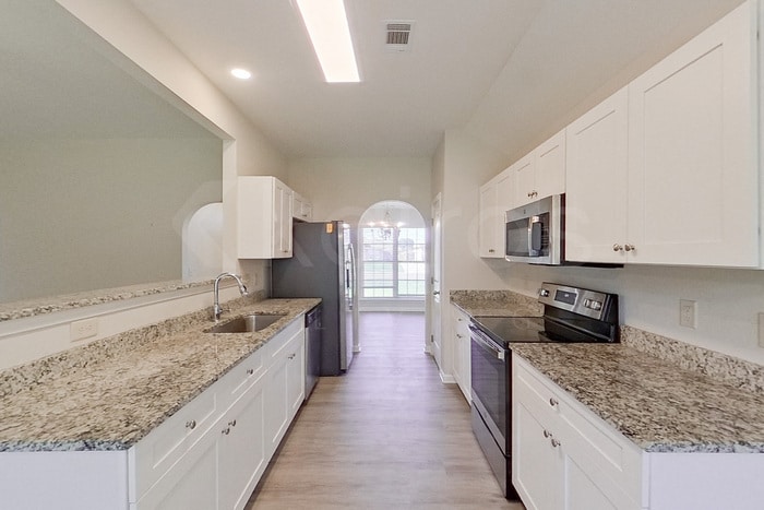 Building Photo - 139 Hideaway Ln